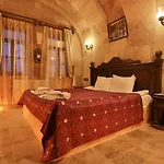 Hotel Travel Cave