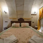 Hotel Travel Cave 2*