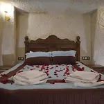 Hotel Travel Cave