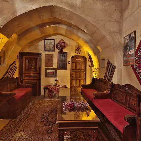 Hotel Travel Cave 2*