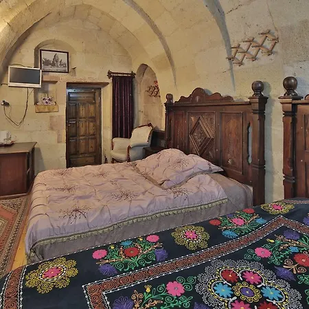 Hotel Travel Cave 2*