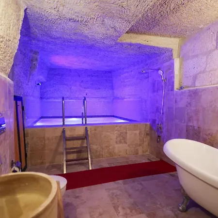 Hotel Travel Cave