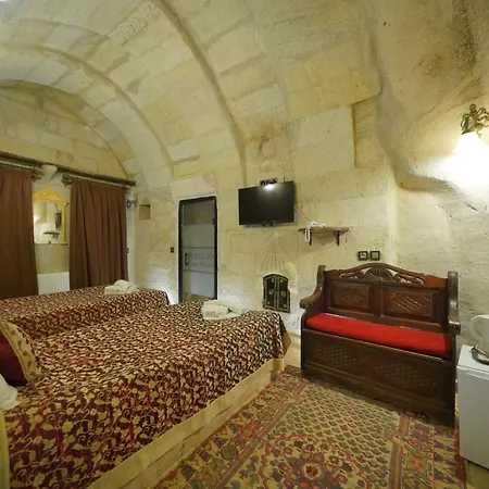 Hotel Travel Cave