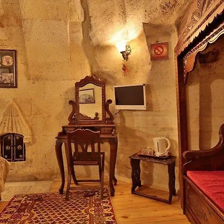 Travel Cave Goreme