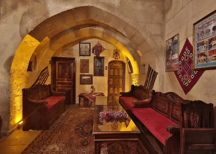 Hotel Travel Cave 2*