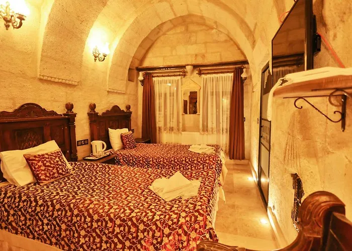 Hotel Travel Cave 2*