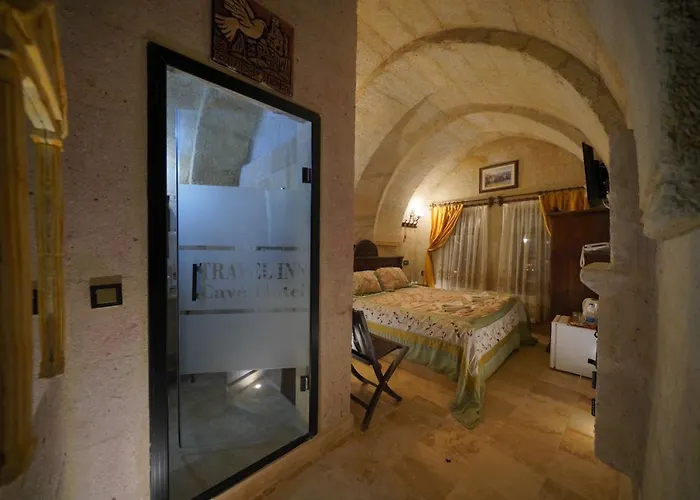 Travel Cave Hotel