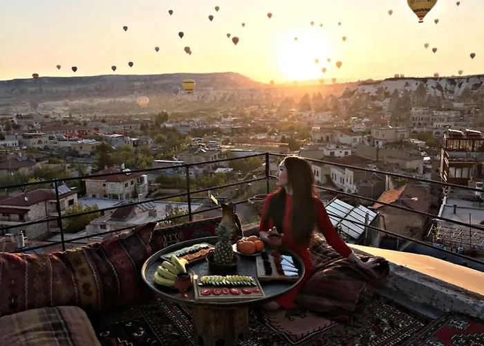 Travel Cave Hotel 2*